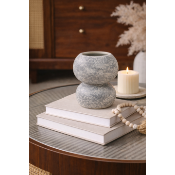 Elegant pattern vase  B