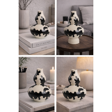 Black Yao hand-painted vase  C