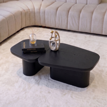 BLACK FORMA COFFEE TABLE