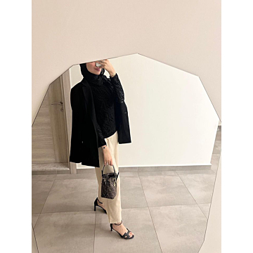 CARRE MIRROR